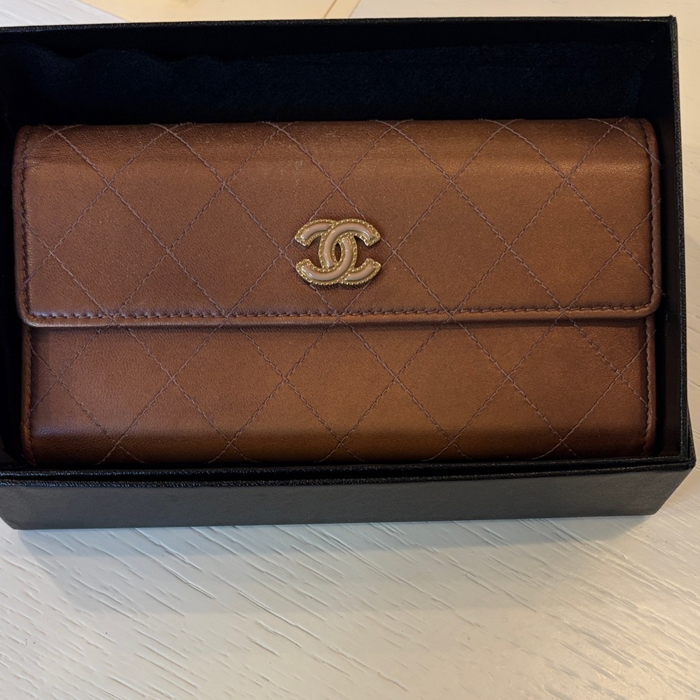 CHANEL Quilted Brown Leather Wallet with Gold CC